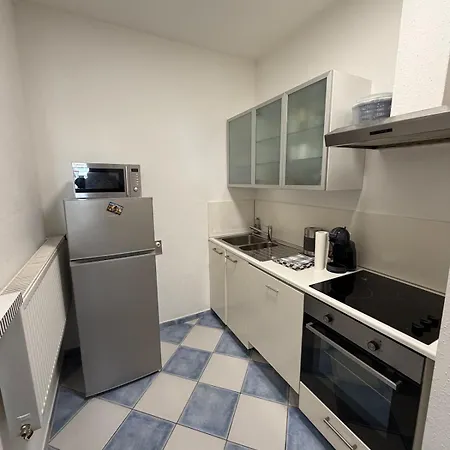 Modernes Nahe Stuttgart & Ludwigsburg Apartamento